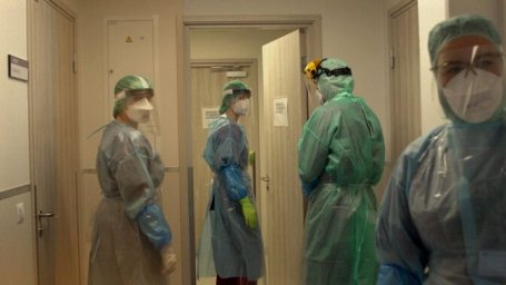 Репортаж из ковидного отделения Ида-Вируской больницы и медпомощь в Силламяэ
