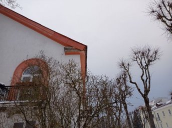 Почему дом в исторической части Силламяэ отремонтировали монтажной пеной?